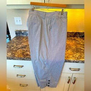 Black/white striped capri dress pants